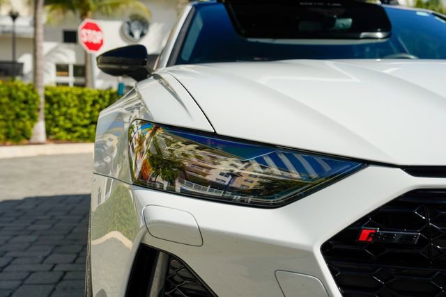 Used 2022 Audi RS 6 4.0 TFSI quattro image 40