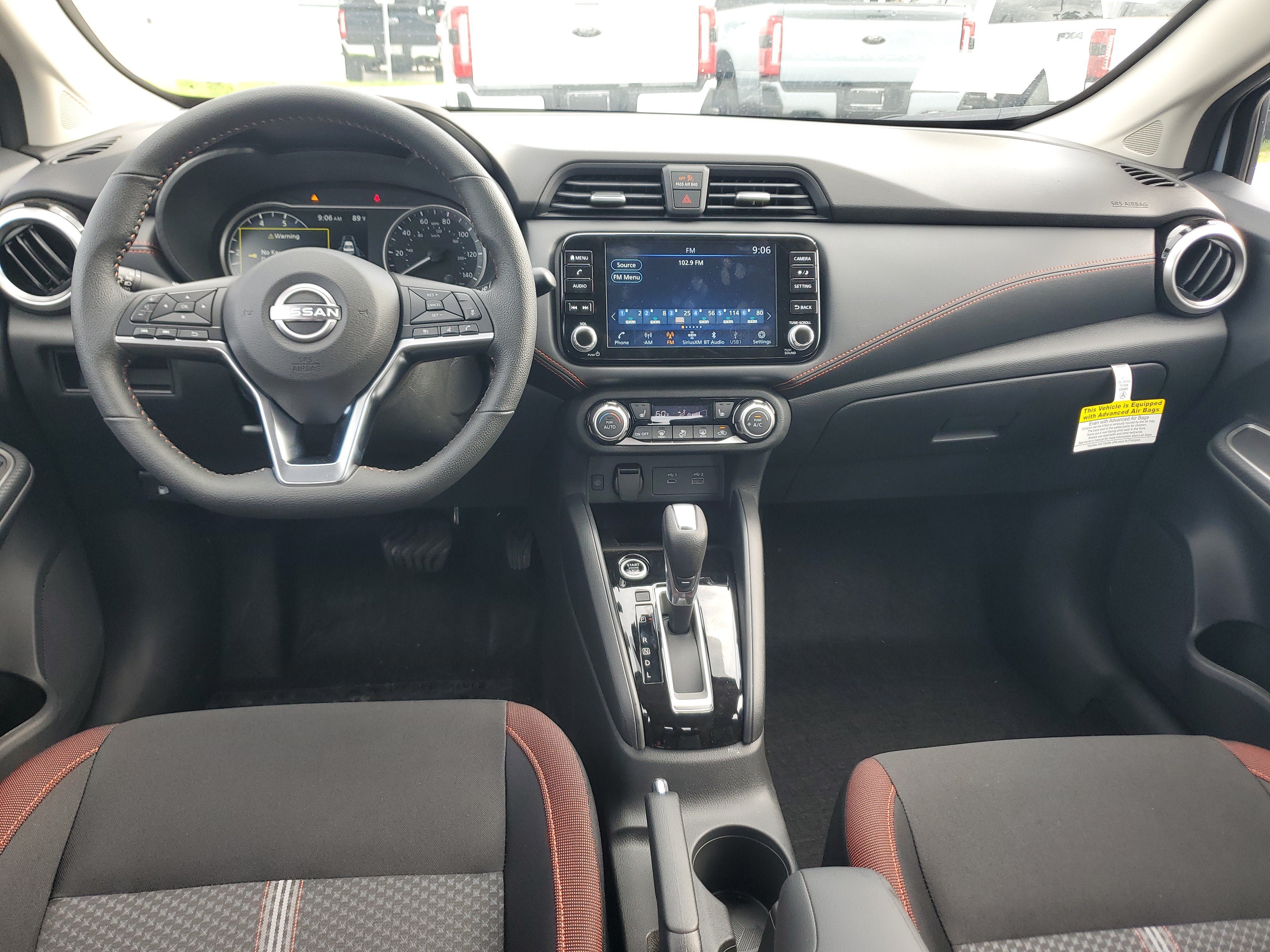 New 2025 Nissan Versa SR w/ Trunk Package FWD image 12