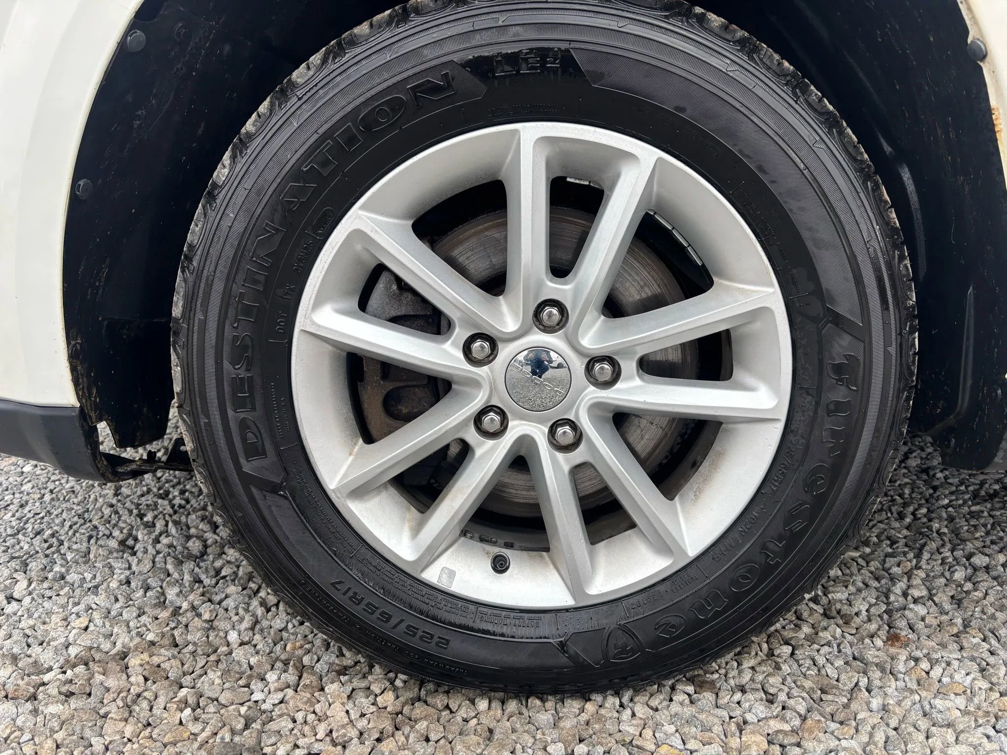 Used 2016 Dodge Journey SXT w/ Comfort/Convenience Group image 12