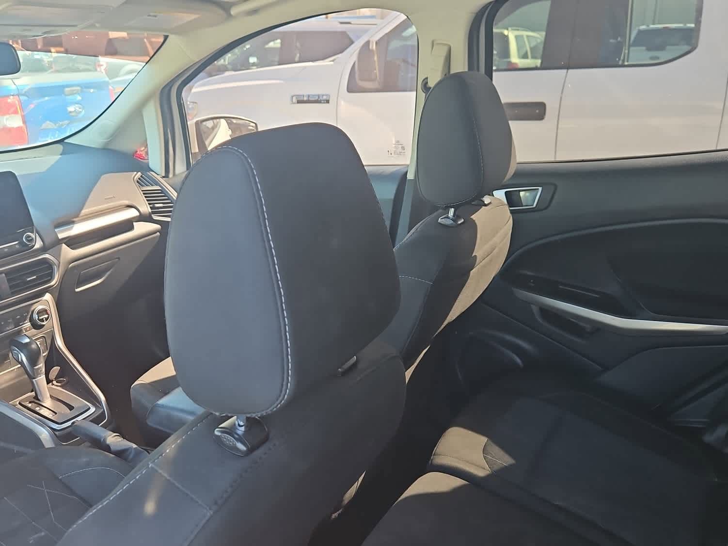 Used 2021 Ford EcoSport SE w/ SE Convenience Package image 11