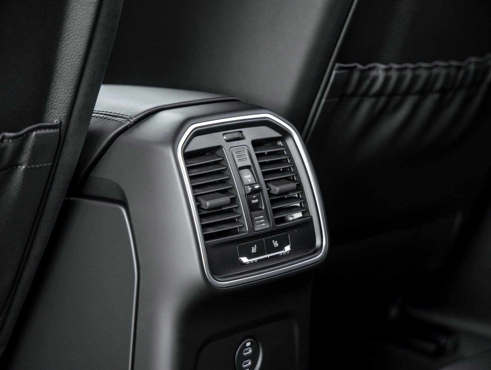 Used 2026 Porsche Macan S image 34