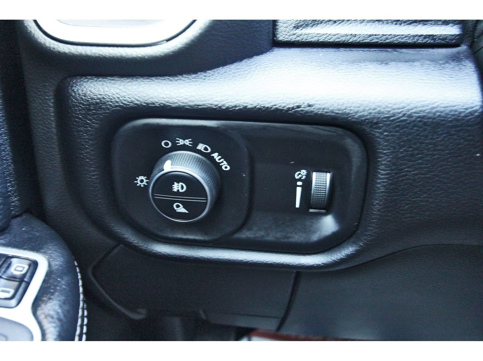 Used 2024 RAM 3500 Big Horn w/ Night Edition image 19