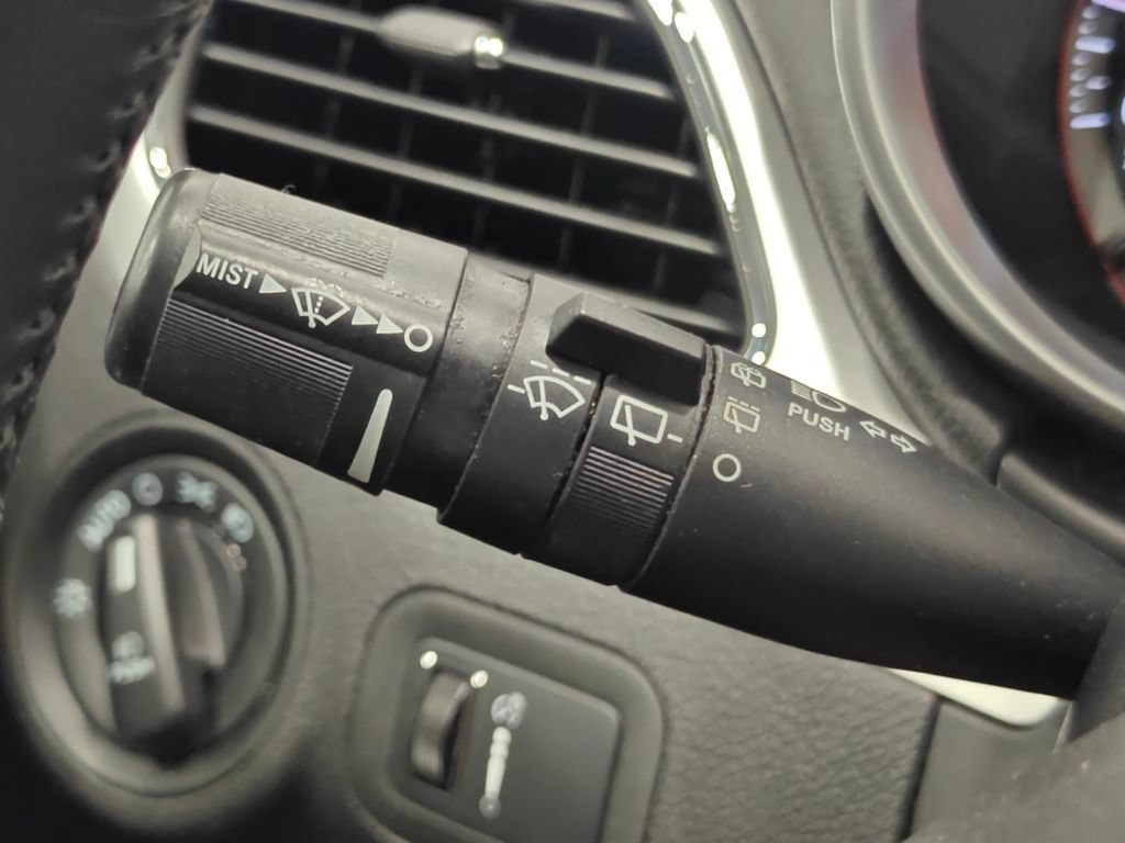 Used 2013 Dodge Journey Crew w/ Driver Convenience Group FWD image 34