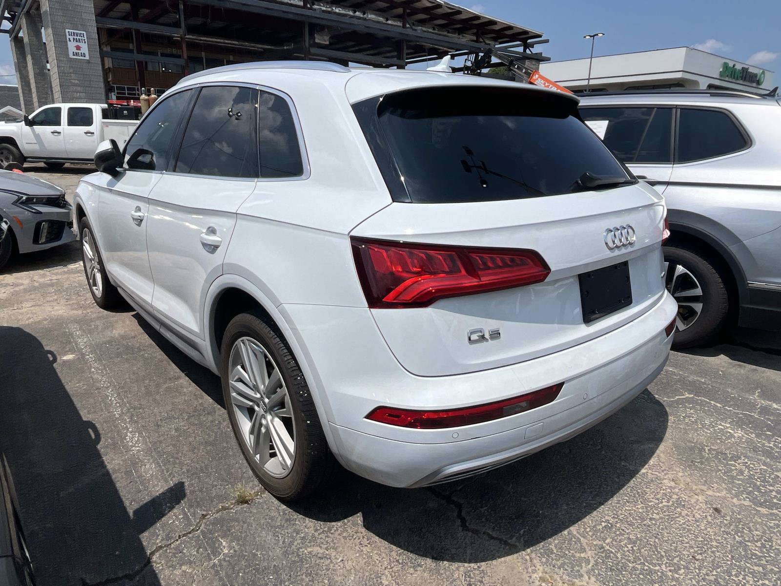 Used 2019 Audi Q5 2.0T Premium Plus w/ Premium Plus Package AWD/4WD image 5