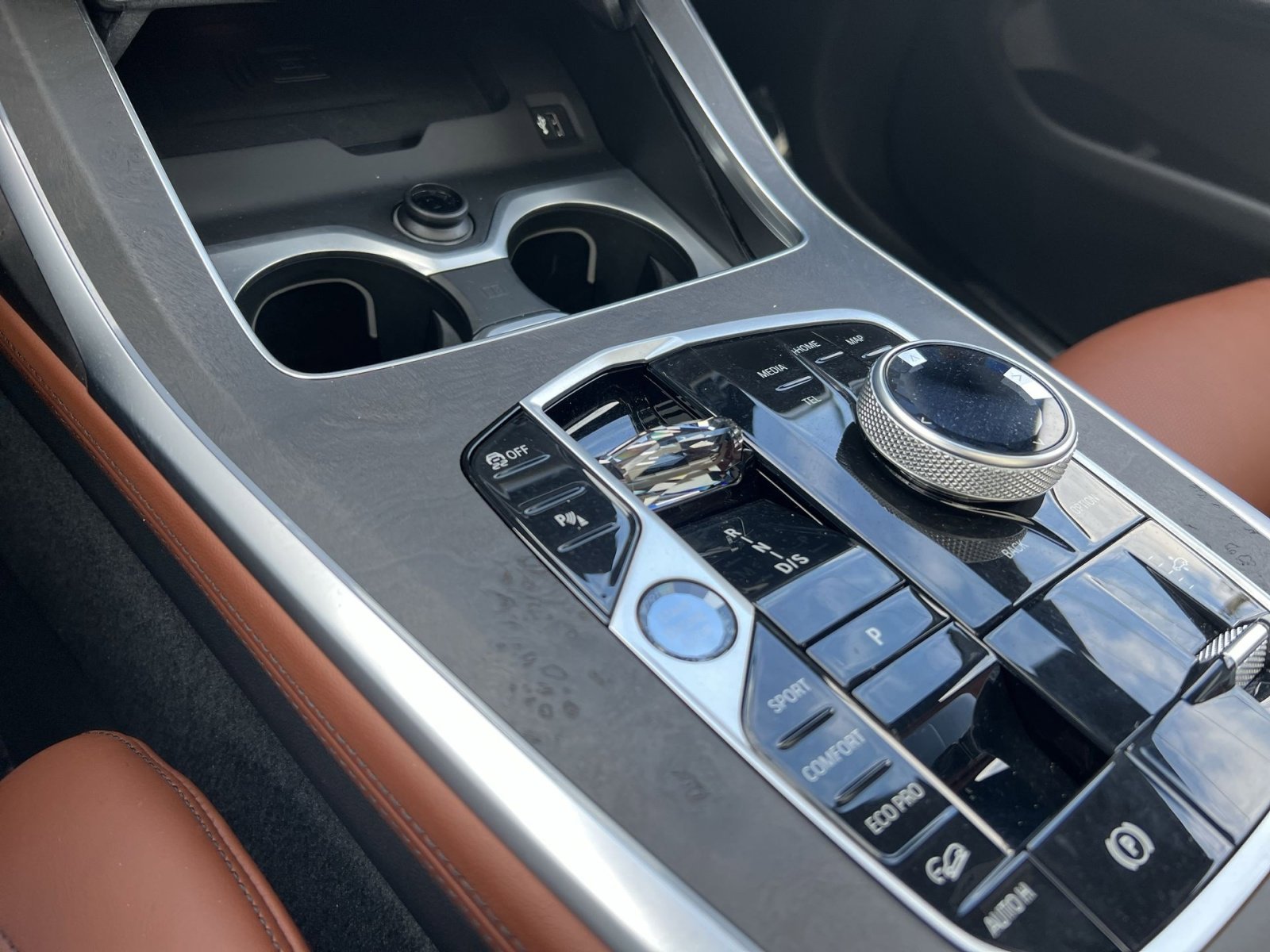 Used 2024 BMW X7 M60i w/ Executive Package image 22