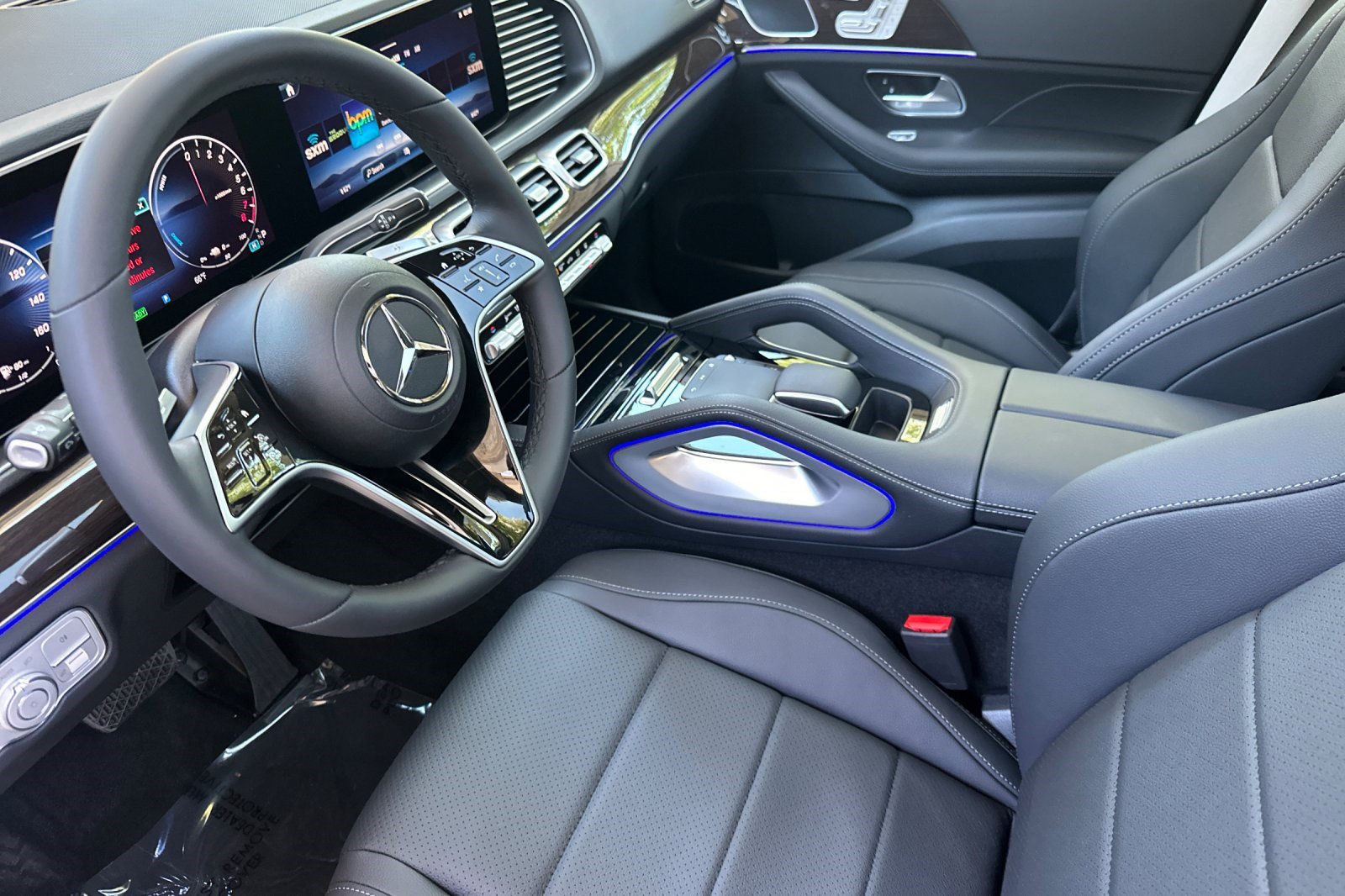 New 2026 Mercedes-Benz GLE 450e 4MATIC image 4