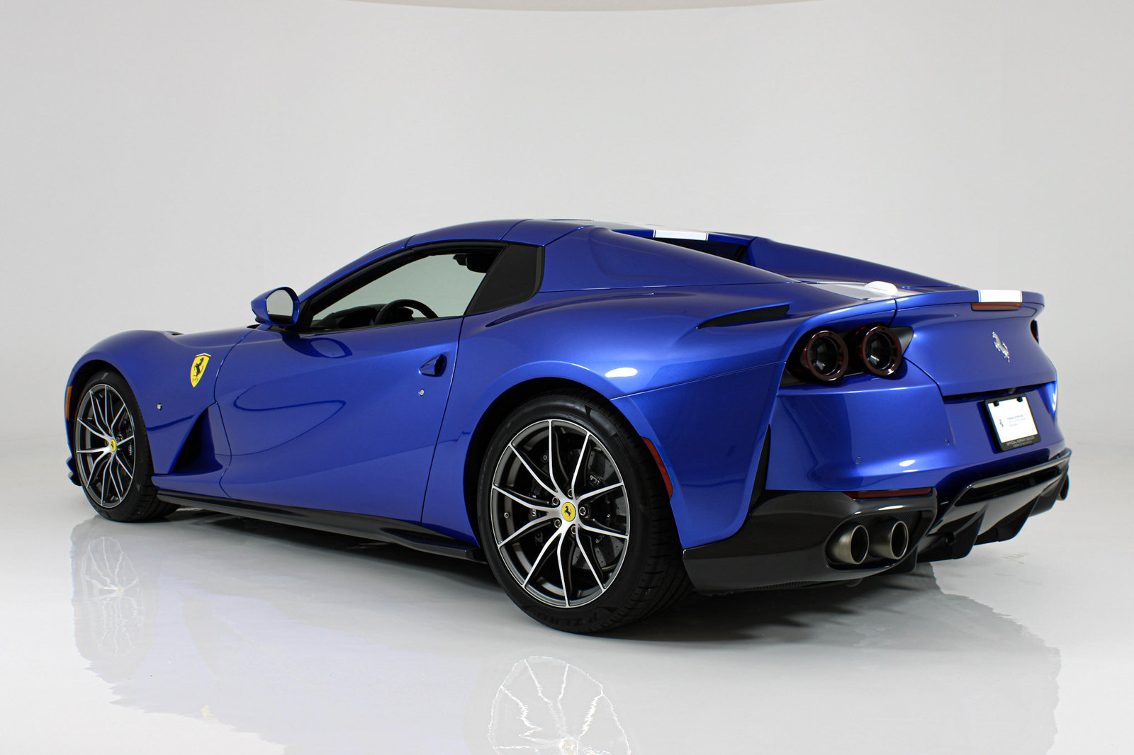 Certified 2022 Ferrari 812 GTS RWD image 36