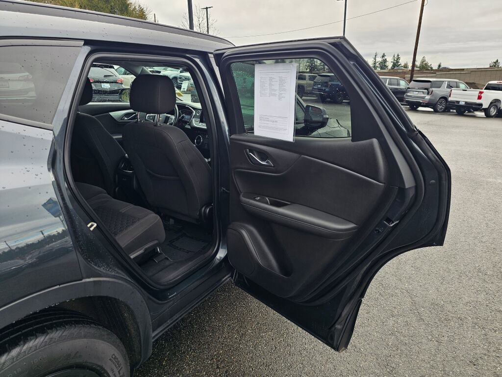 Used 2019 Chevrolet Blazer LT image 25