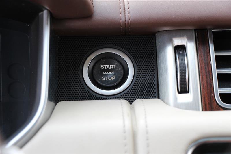 Used 2015 Land Rover Range Rover Autobiography image 30