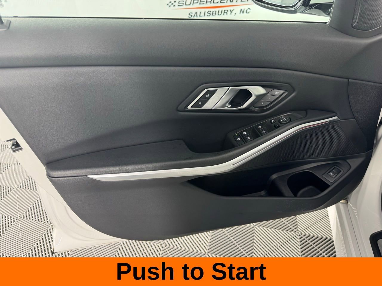 Used 2023 BMW 330i Sedan w/ Premium Package image 10