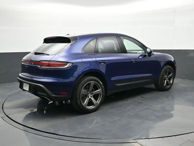 Certified 2025 Porsche Macan image 23