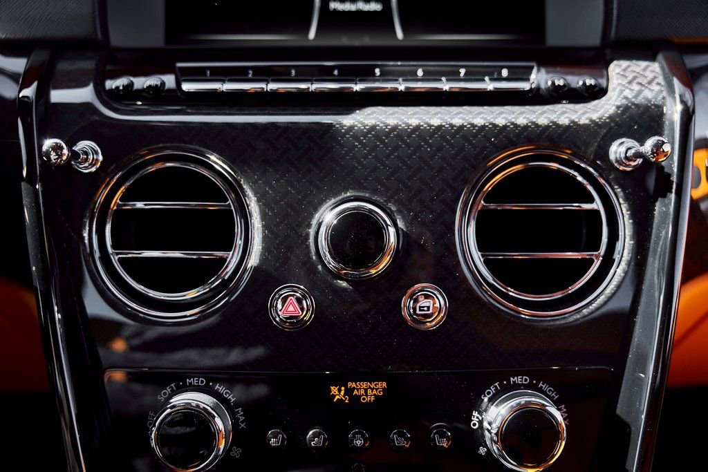 Used 2024 Rolls-Royce Cullinan Black Badge image 76