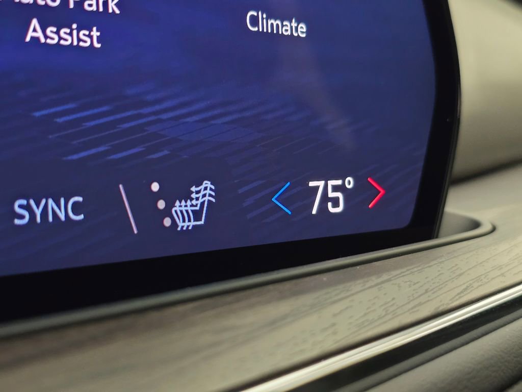 New 2025 Chevrolet Suburban Z71 w/ Z71 Off-Road Package image 23