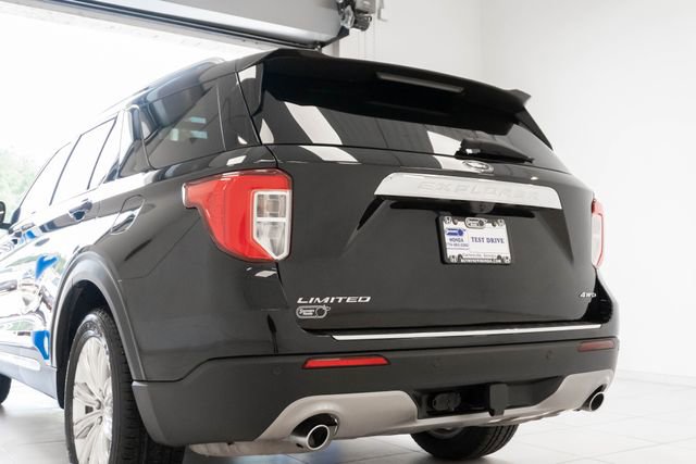 Used 2022 Ford Explorer Limited w/ Limited Technology Package AWD/4WD image 10