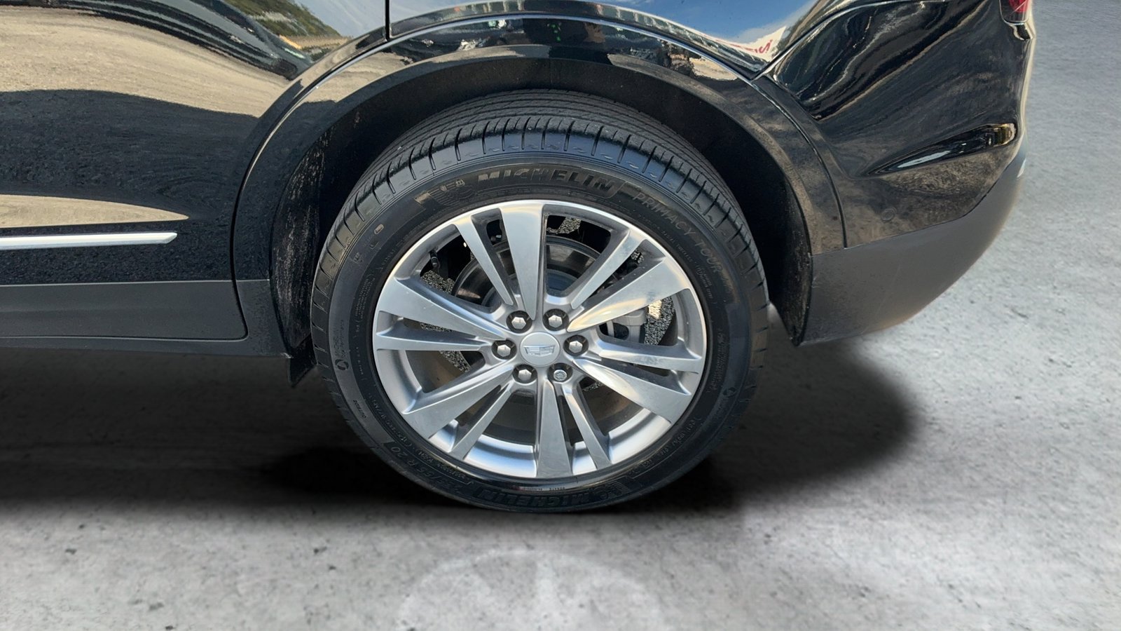 Used 2024 Cadillac XT5 Premium Luxury w/ Platinum Package FWD image 18