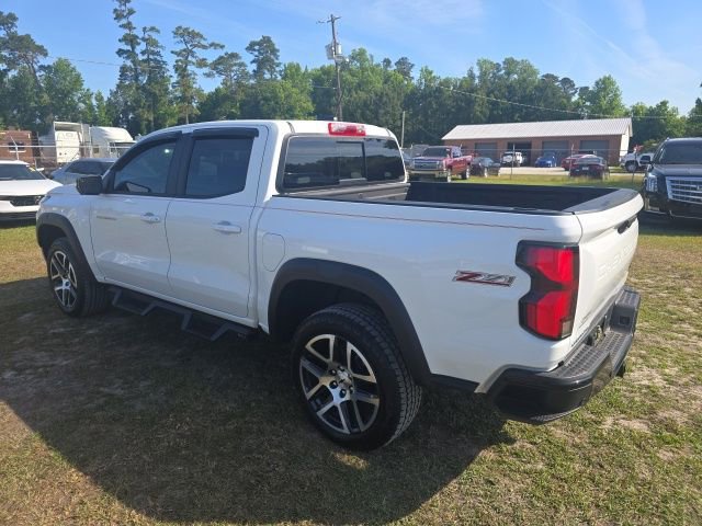Used 2024 Chevrolet Colorado Z71 w/ Z71 Convenience Package 2 AWD/4WD image 5