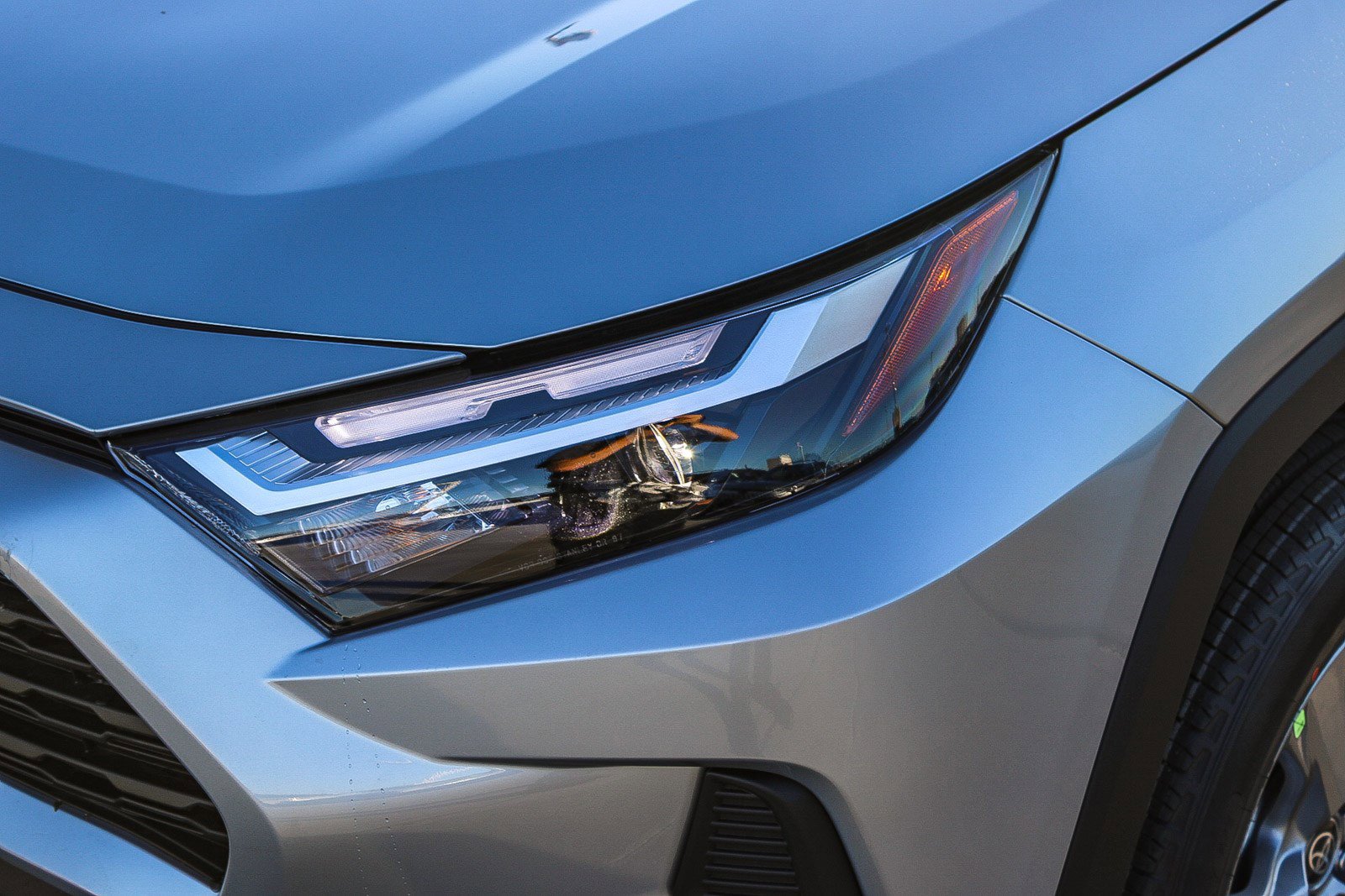 New 2025 Toyota RAV4 XLE image 5