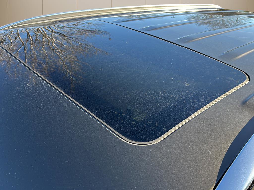 Used 2024 Kia Telluride EX w/ EX Captain's Chair Package image 15