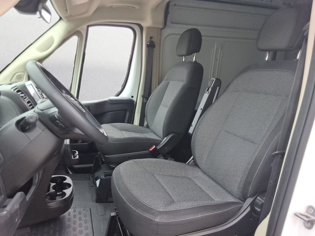 Used 2022 RAM ProMaster 3500 w/ Driver Convenience Group FWD image 12