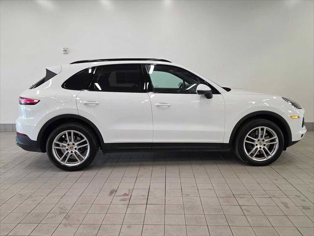 Used 2023 Porsche Cayenne AWD/4WD image 8