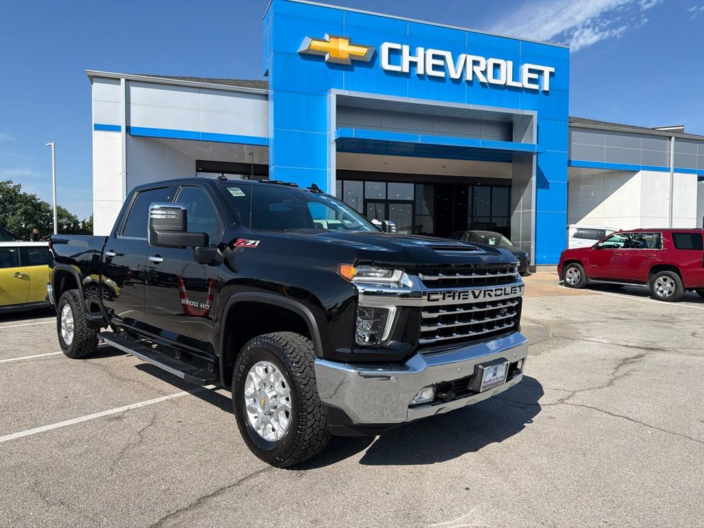 Used 2022 Chevrolet Silverado 2500 LTZ w/ Safety Package AWD/4WD video 1