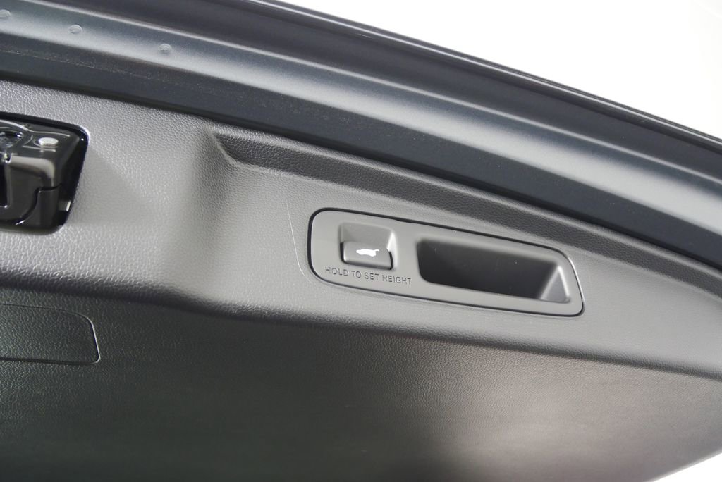 Used 2023 Honda CR-V Sport Touring image 18