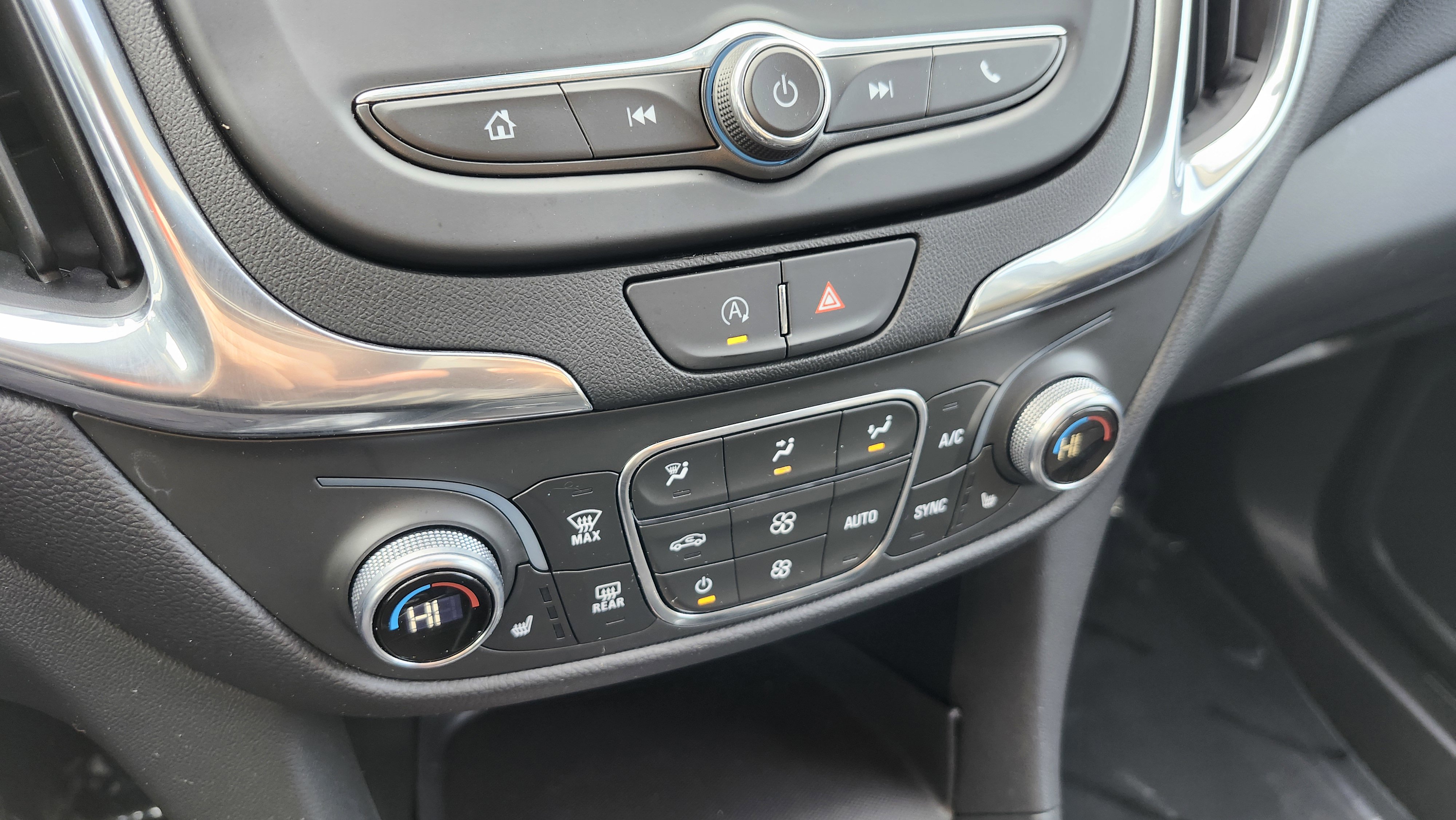 Used 2022 Chevrolet Equinox LT image 33