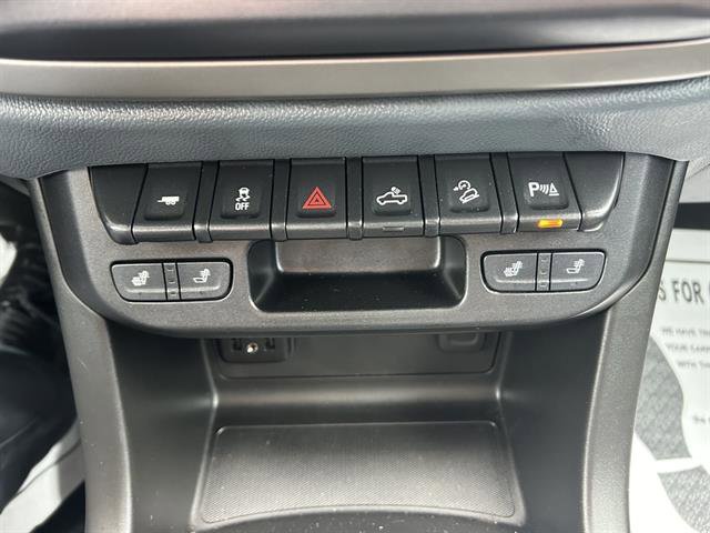 Certified 2022 Chevrolet Colorado Z71 w/ Z71 Midnight Edition image 20