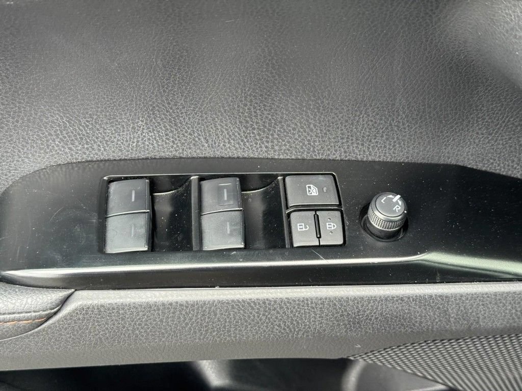 Used 2026 Toyota Camry XLE FWD image 22