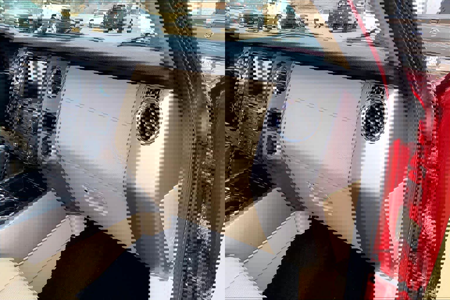 Used 2017 Ford Expedition Limited w/ Equipment Group 301A image 19