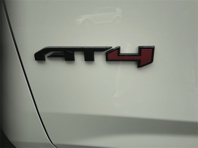 New 2026 GMC Yukon AT4 w/ AT4 Premium Plus Package image 33