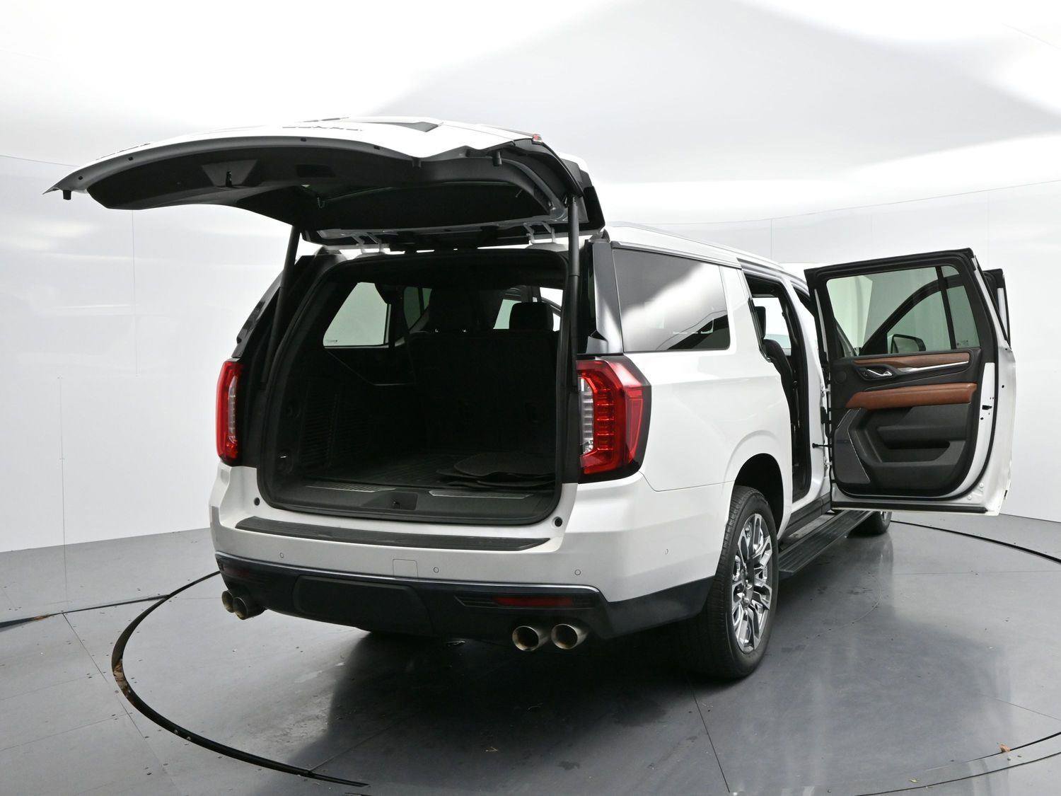Used 2024 GMC Yukon XL Denali Ultimate image 52