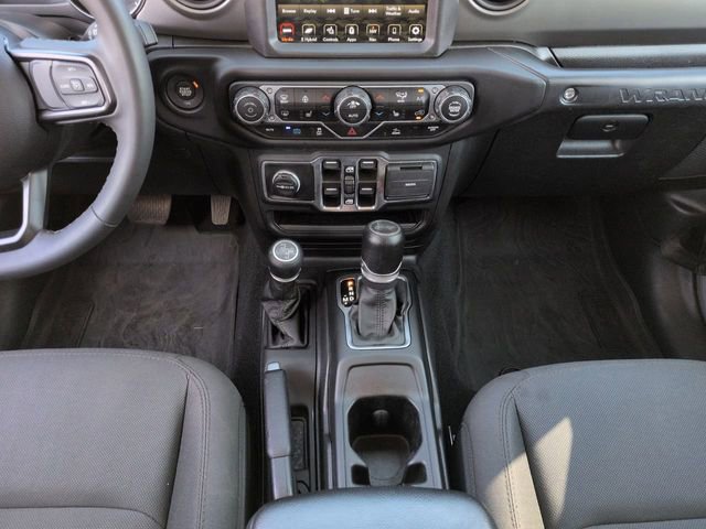 Certified 2023 Jeep Wrangler Unlimited w/ Cold Weather Group AWD/4WD image 22