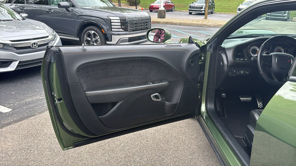 Used 2020 Dodge Challenger R/T Scat Pack RWD image 21