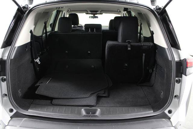 Certified 2023 Nissan Pathfinder SV FWD image 18