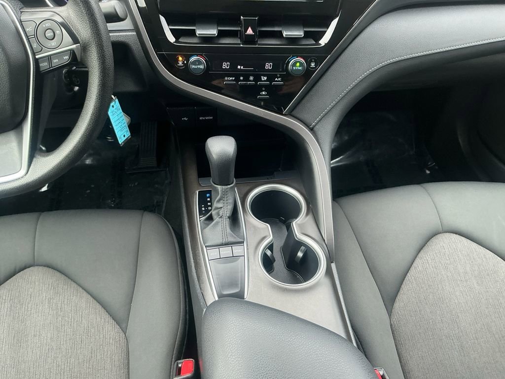 Used 2023 Toyota Camry LE image 12