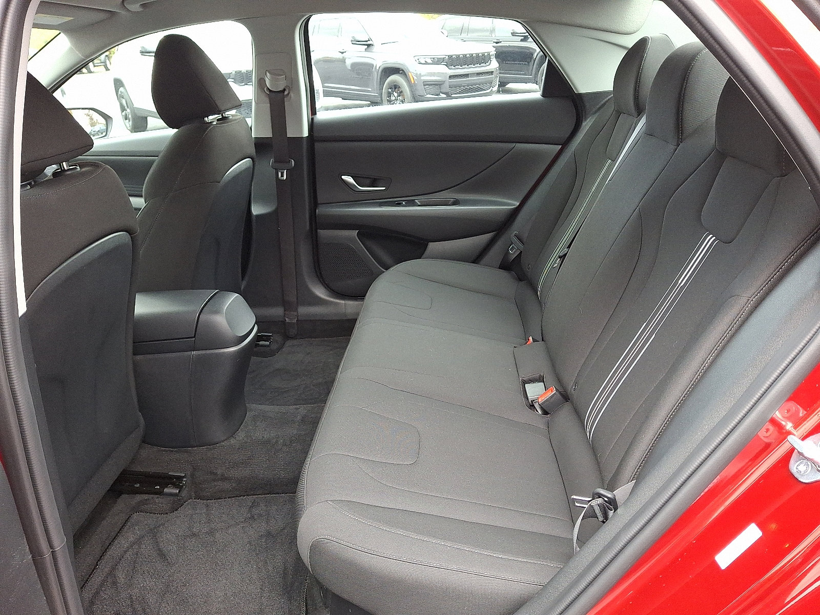 Used 2023 Hyundai Elantra Blue w/ Preferred Accessory Package image 10