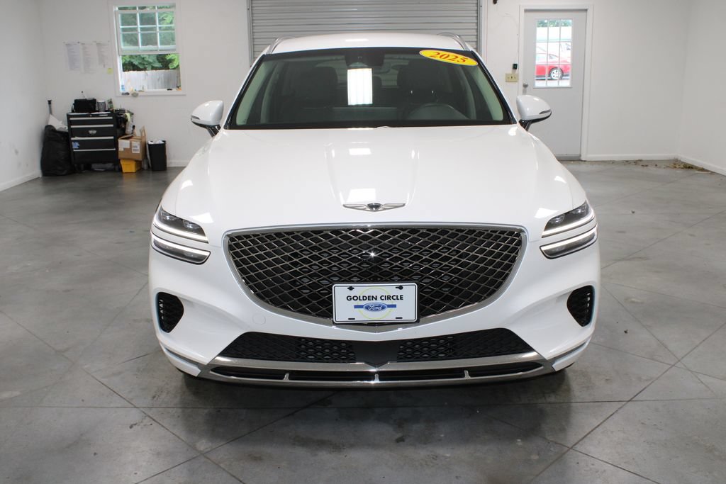 Used 2025 Genesis GV70 2.5T AWD/4WD image 3