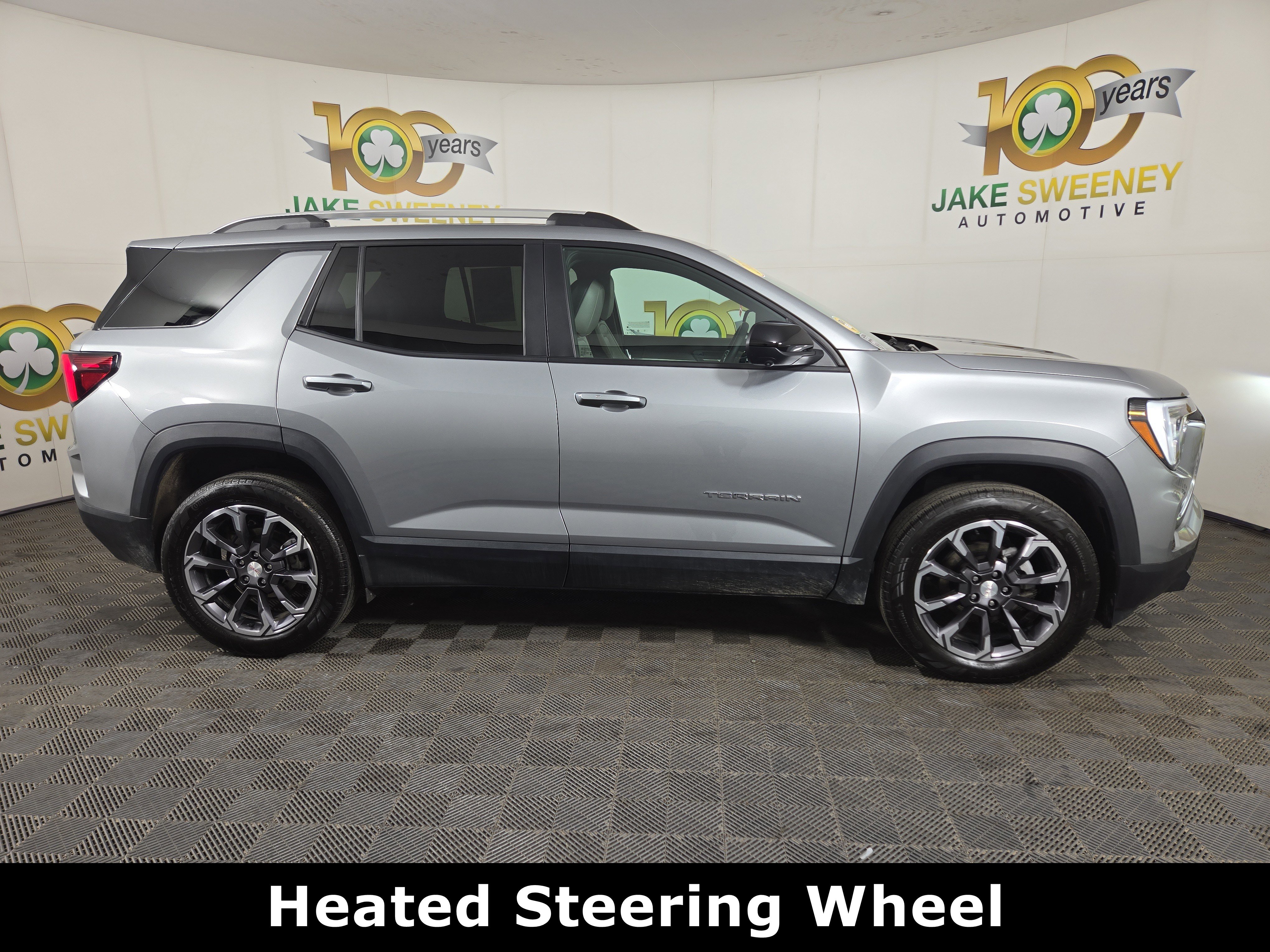 Certified 2025 GMC Terrain Elevation w/ Elevation Premium Package AWD/4WD image 10