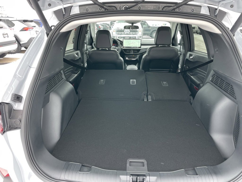 New 2026 Ford Escape SE image 37
