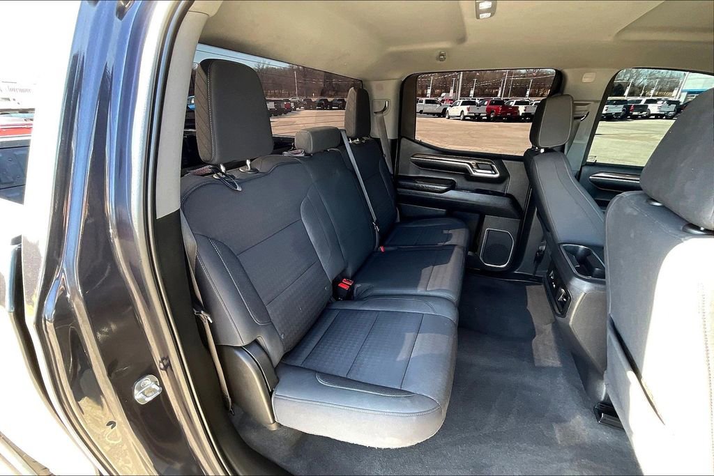 Used 2022 Chevrolet Silverado 1500 LT image 29