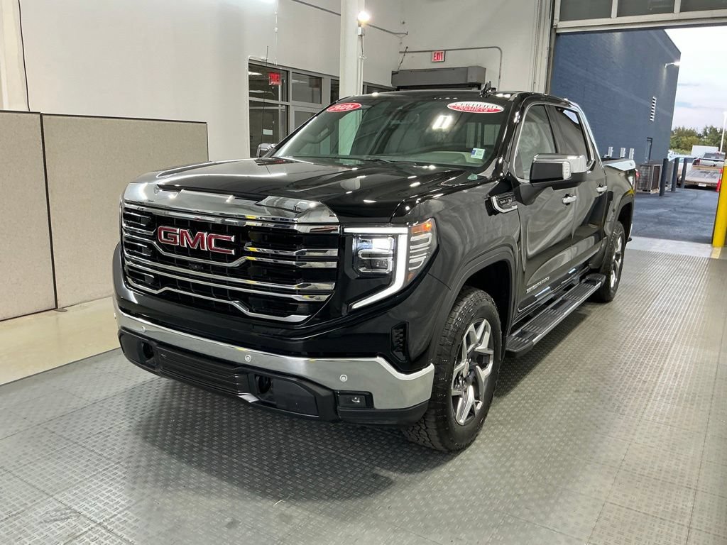 Used 2026 GMC Sierra 1500 SLT w/ SLT Premium Plus Package AWD/4WD image 2