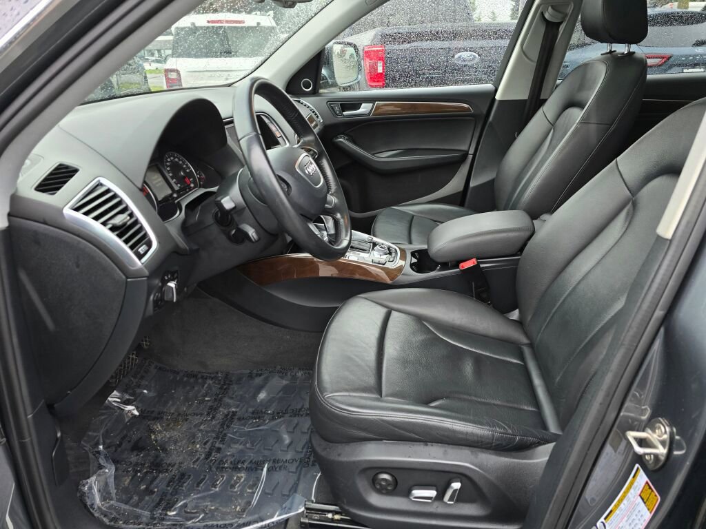 Used 2016 Audi Q5 2.0T Premium Plus w/ Technology Package image 15