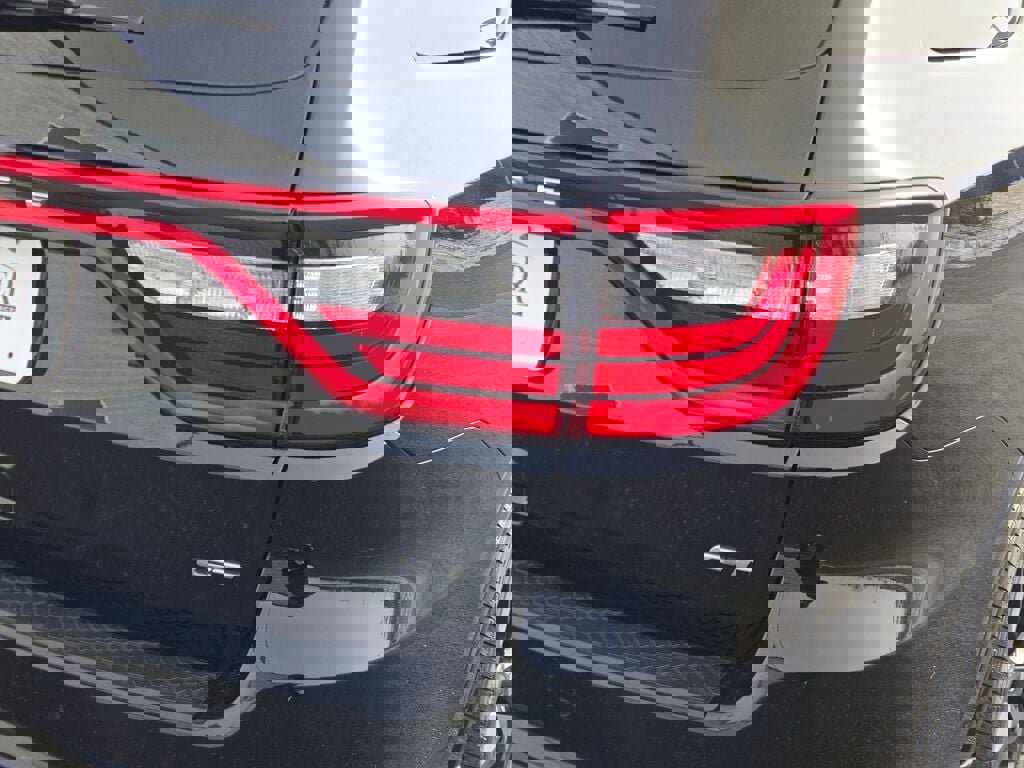 Used 2024 Dodge Durango GT image 11