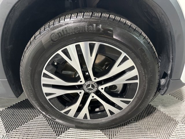 Used 2025 Mercedes-Benz GLA 250 4MATIC image 9