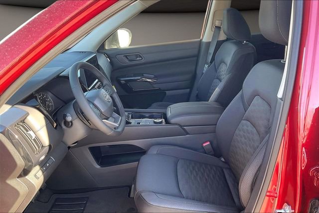 New 2026 Nissan Pathfinder SV image 7