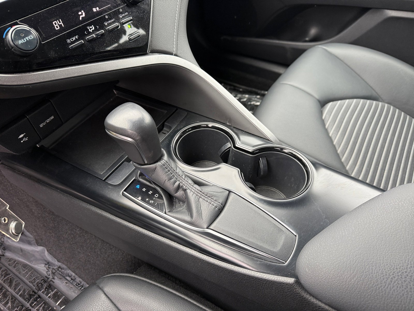 Used 2019 Toyota Camry SE image 13