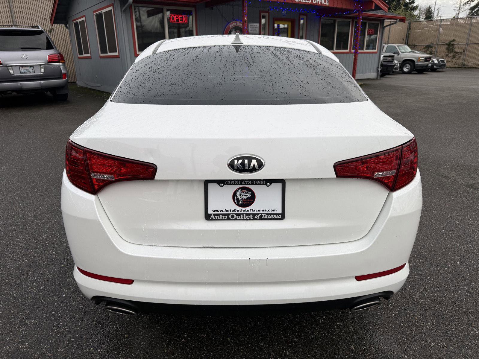 Used 2013 Kia Optima LX image 9