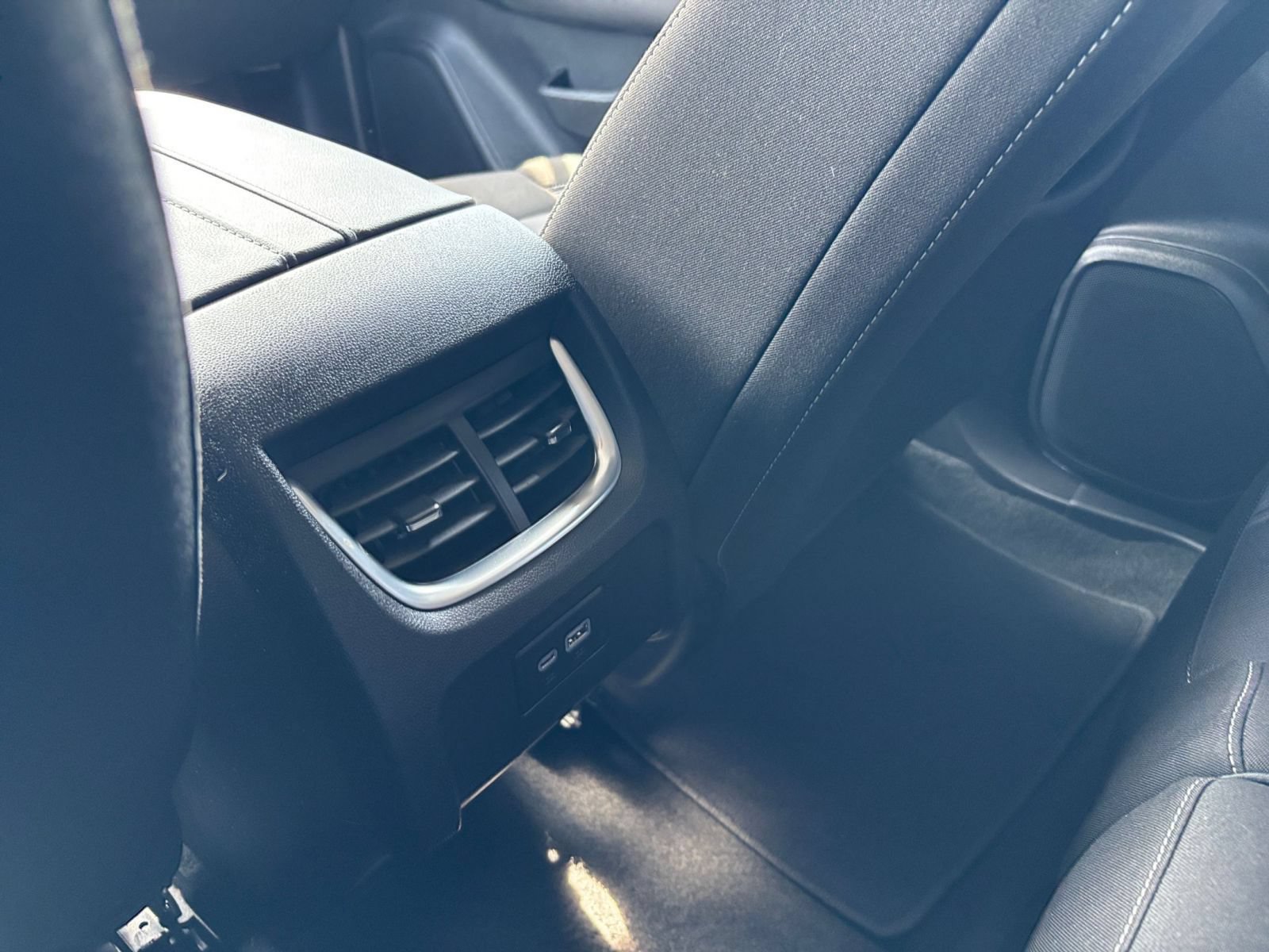 Used 2026 Chevrolet Blazer LT FWD image 17