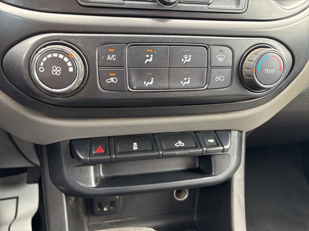 Used 2019 Chevrolet Colorado W/T w/ WT Convenience Package AWD/4WD image 21